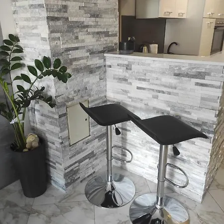 Rose Apartment